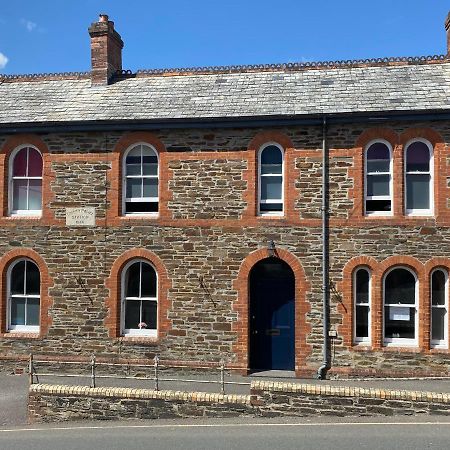 Victorian Police Station - Flexible Suite, Self Contained ลอนเซสตัน ภายนอก รูปภาพ